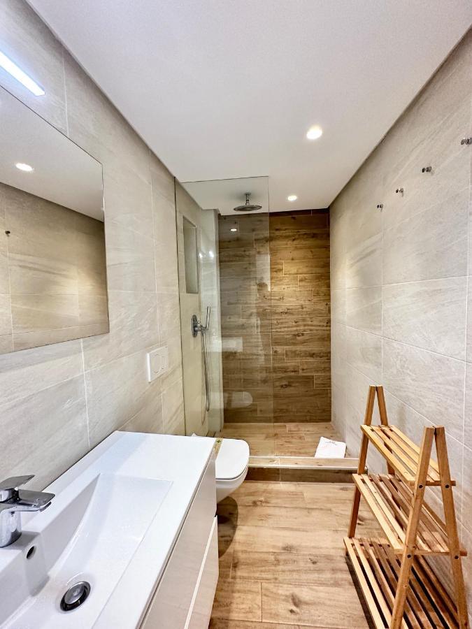 Old Town Modern Flat, 4 Minutes From Beach - Eaw Homes Марбеля Екстериор снимка